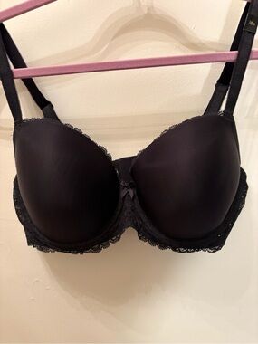 Victoria's Secret Black Lace-Trim Push-Up Bra